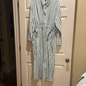 Universal Thread Green and White Striped Long Sleeve Dress